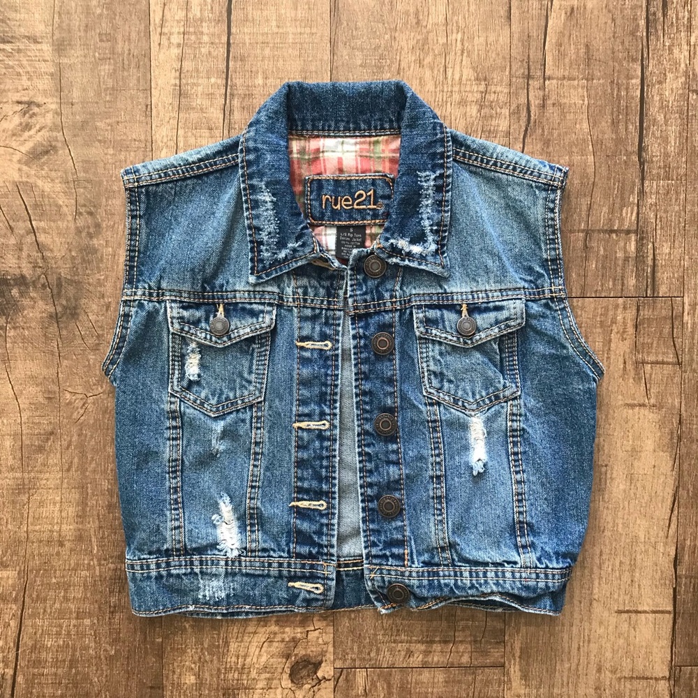 🖤SOLD🖤 Rue21 Denim Vest